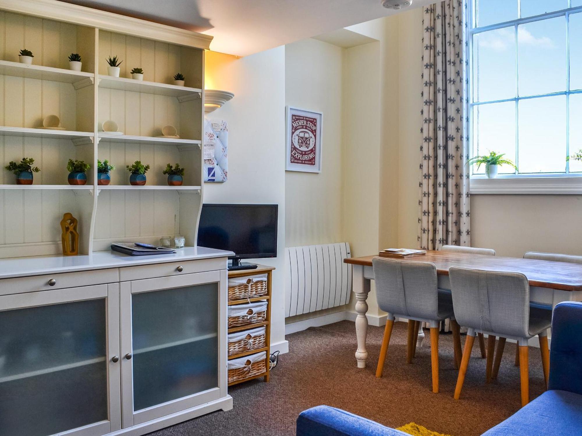 County House Apartment - 27911 York Luaran gambar