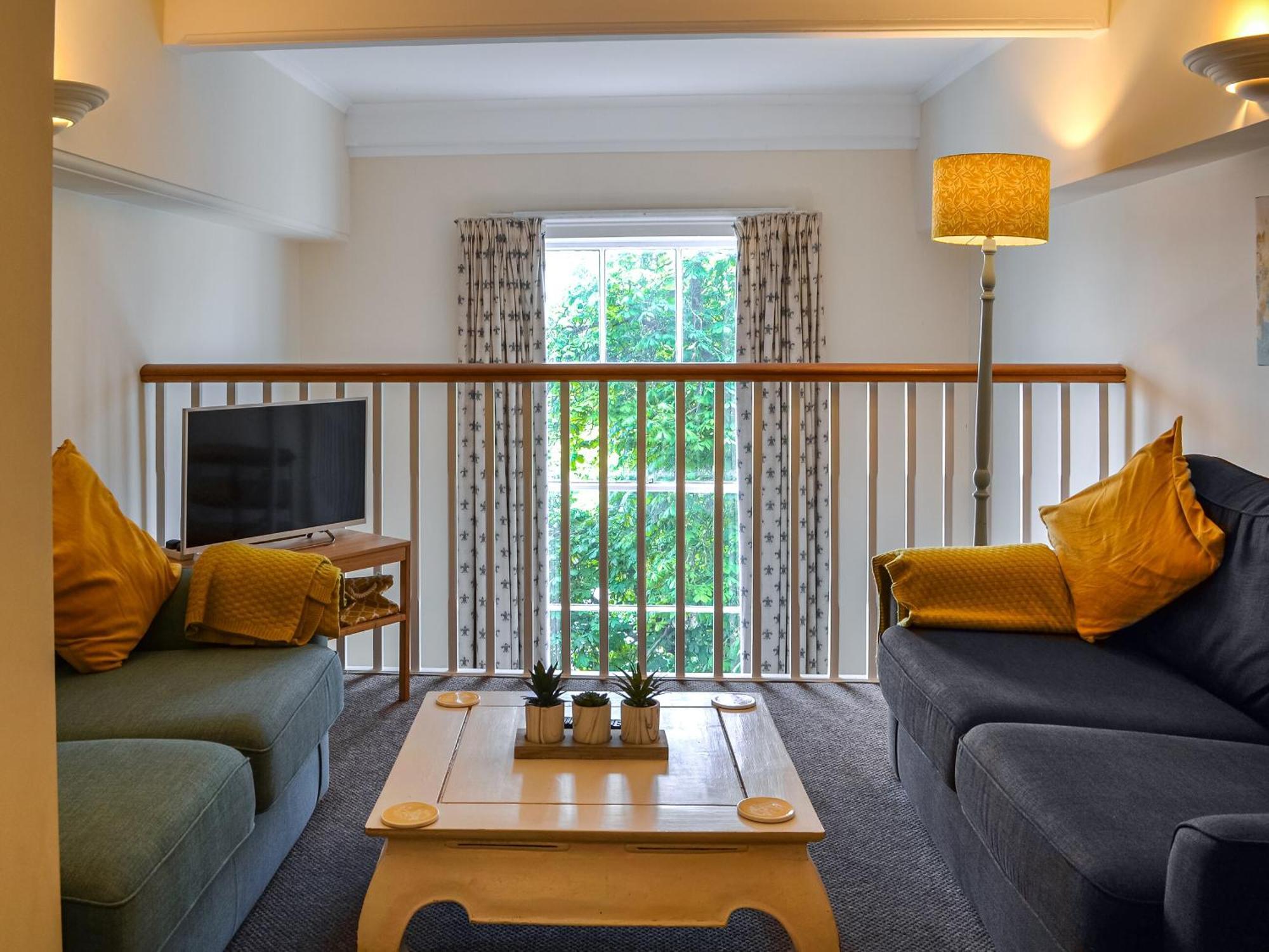 County House Apartment - 27911 York Luaran gambar